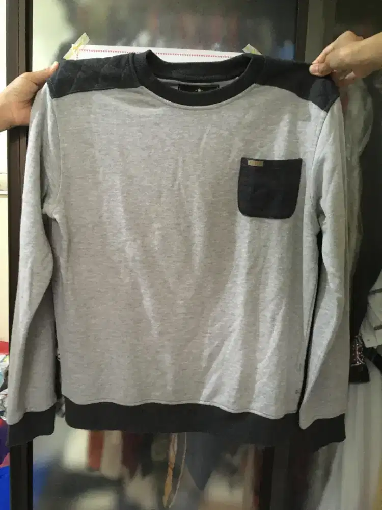 Sweater FAMO buat hawa dingin | jual murah