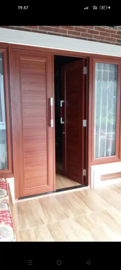 Kusen aluminium kaca tahan lama