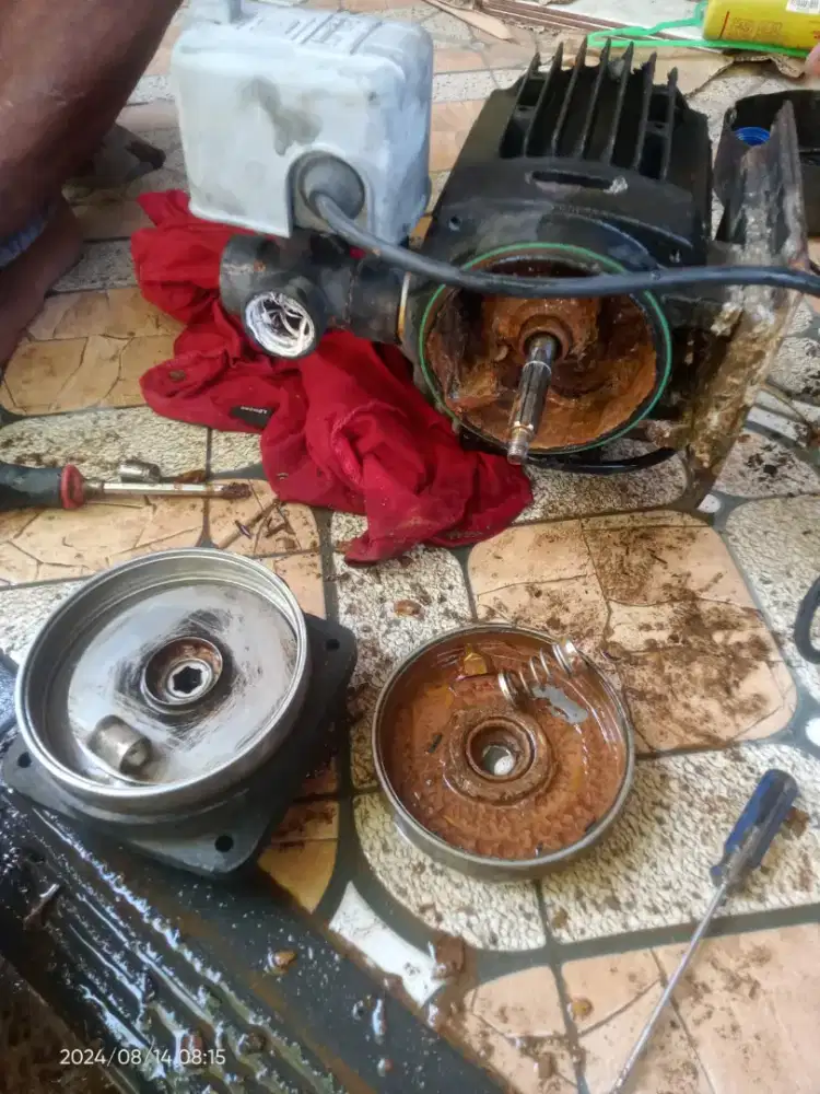 Jasa/ tukang service servis pompa air Sumur bor gali suntik sedot wc