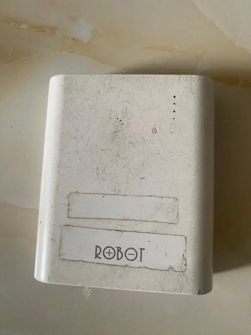 Robot Powerbank 10000mAh Fast Charging