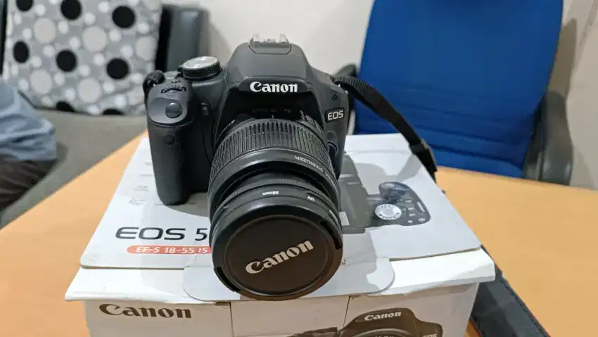 Kamera DSLR Canon 500D & Lensa kit ORI 18-55mm