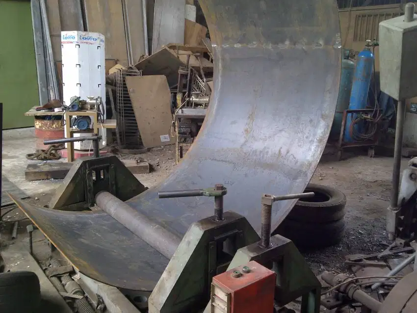 Roll Plat Jasa (Tebal plat dari 2 mm sampai 10 mm)