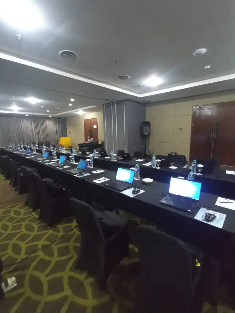 Rental Laptop Pameran
