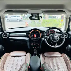 Mini 3 Door 2019 Bensin