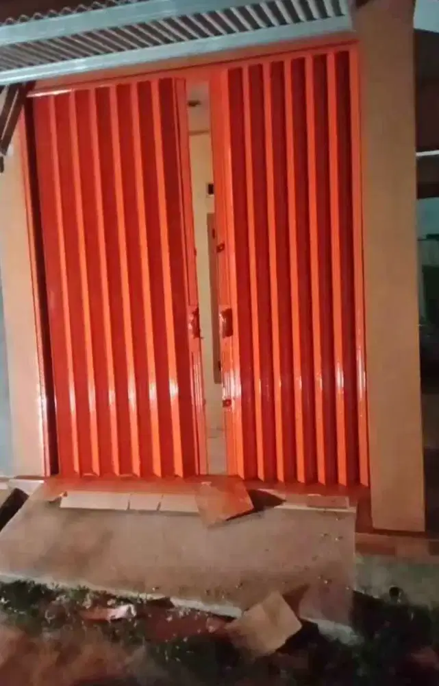 FOLDING DOOR GUDANG DAN KANTOR