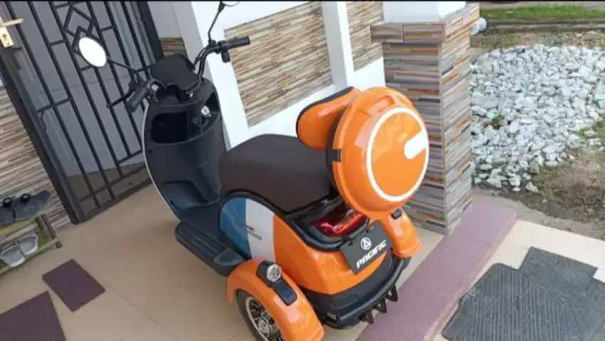 DI JUAL SEPEDA MOTOR LISTRIK RODA 3 PACIFIC