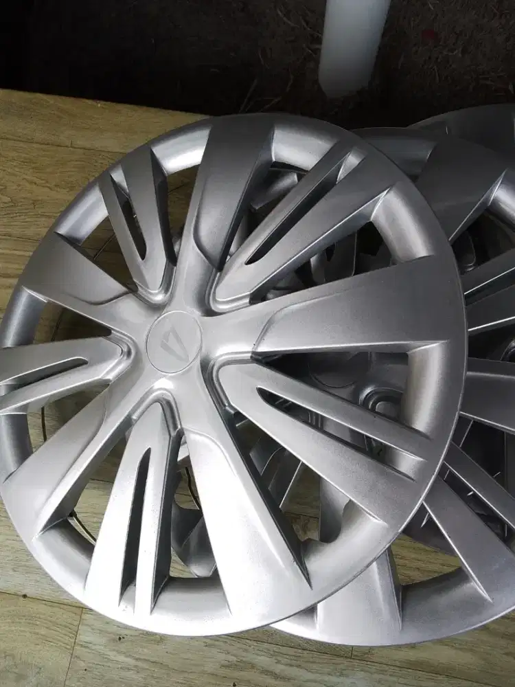 Dop pelek Daihatsu sigra