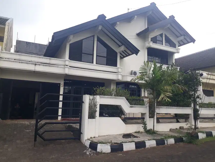 Rumah Dijual dan Disewakan : Perum Srondol Bumi Indah Blok V, Semarang