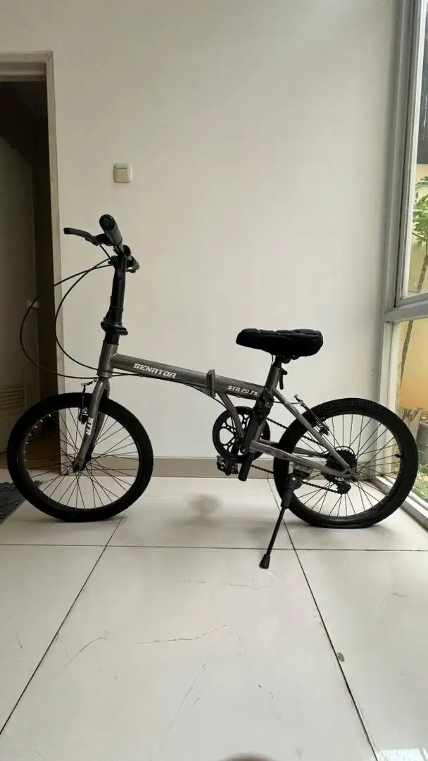 Sepeda Lipat Senator 20 inch 7 speed