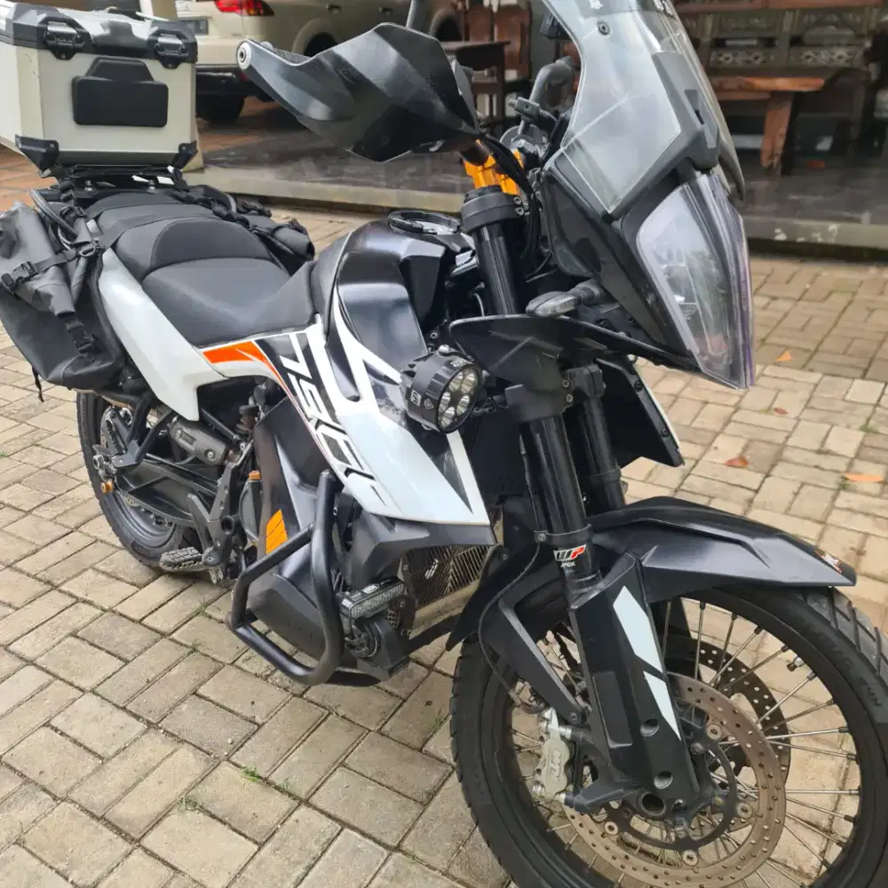 Garage sale Jual Cepat KTM 790 S - Adventure, plat B, pajak ON