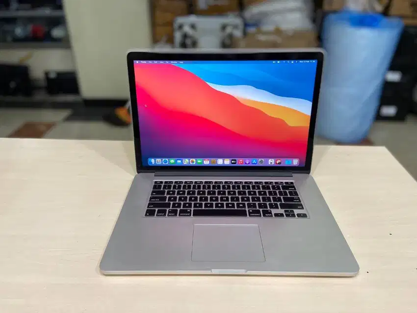 APPLE  MACBOOK PRO 15,4-INCH 2015 CORE i7 RAM 16/500GB A-EC
