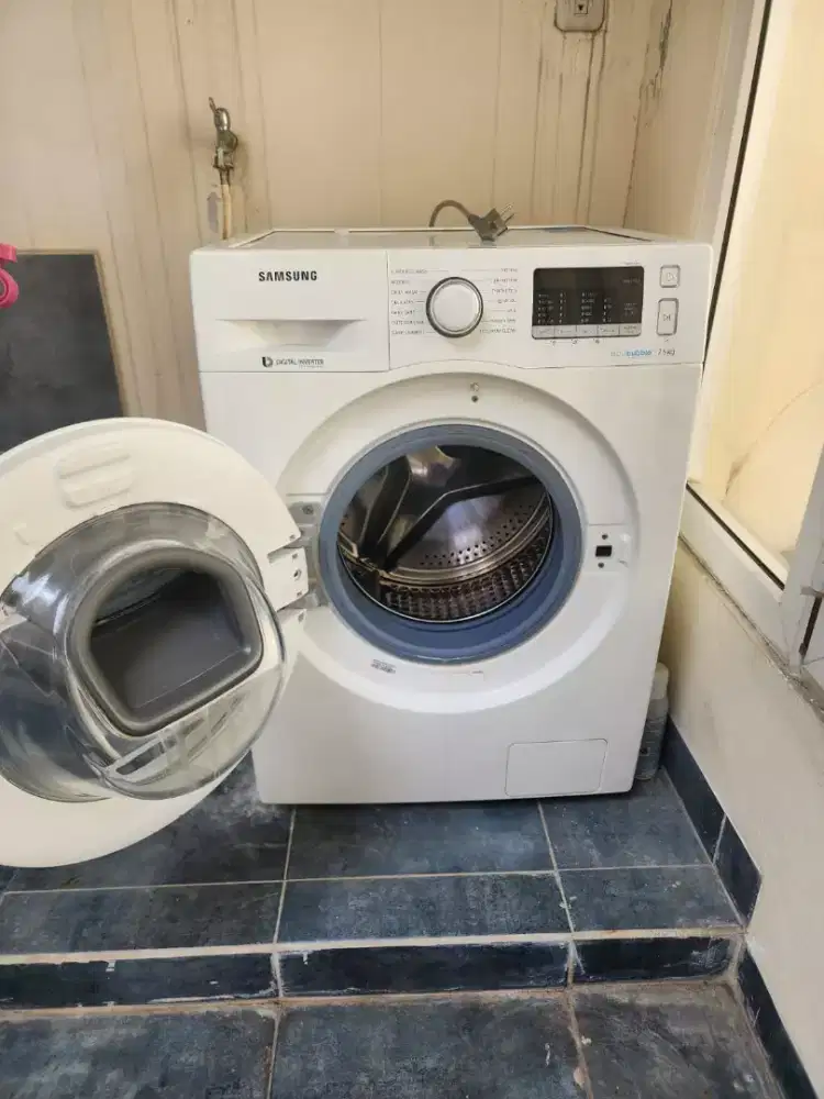 Jual beli dan perbaikan mesin cuci