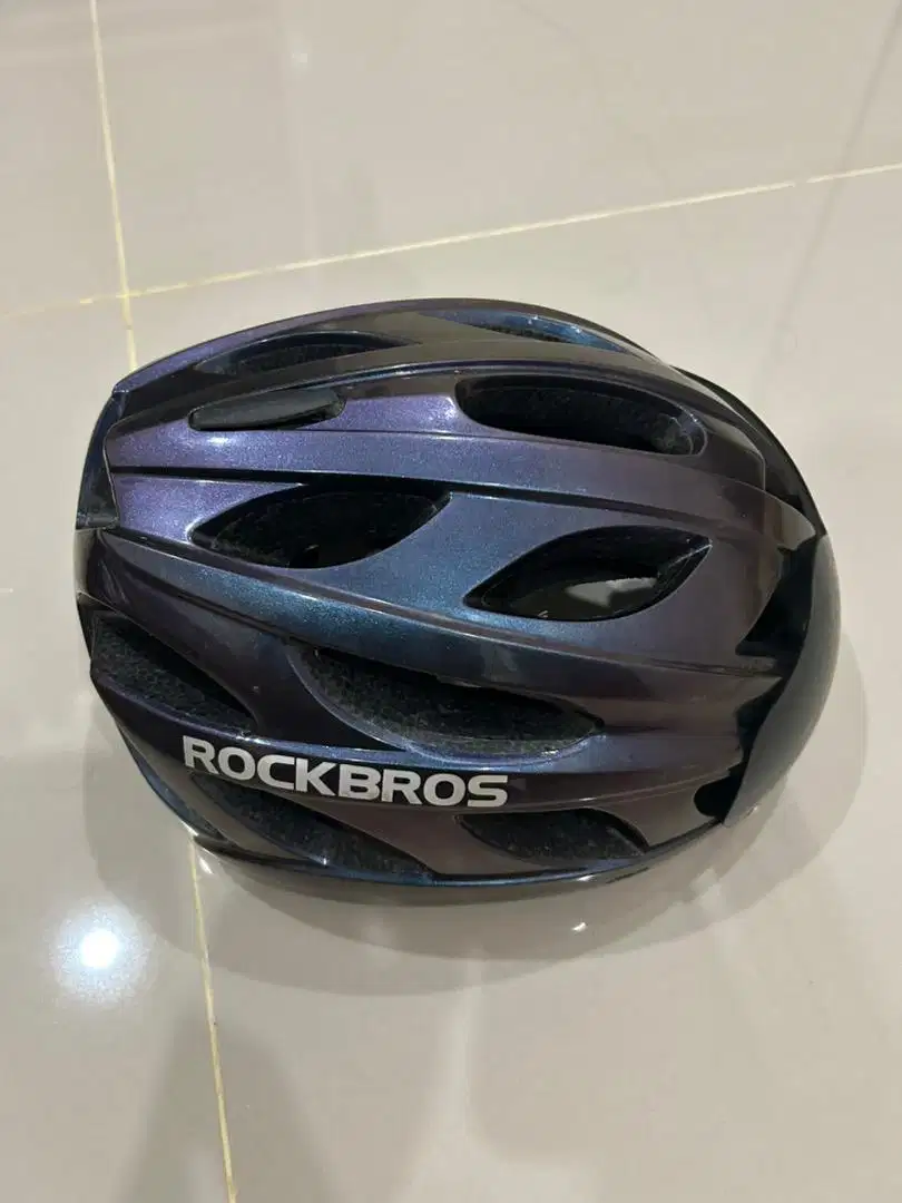 Helm Sepeda Gowes ROCKBROS