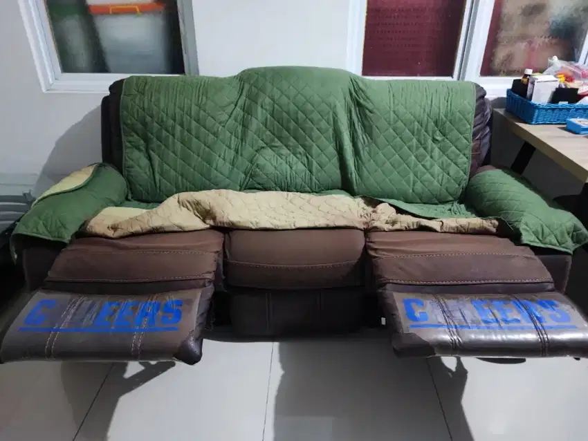 Dijual Sofa Informa Cheers 3 Seaters Reclyning