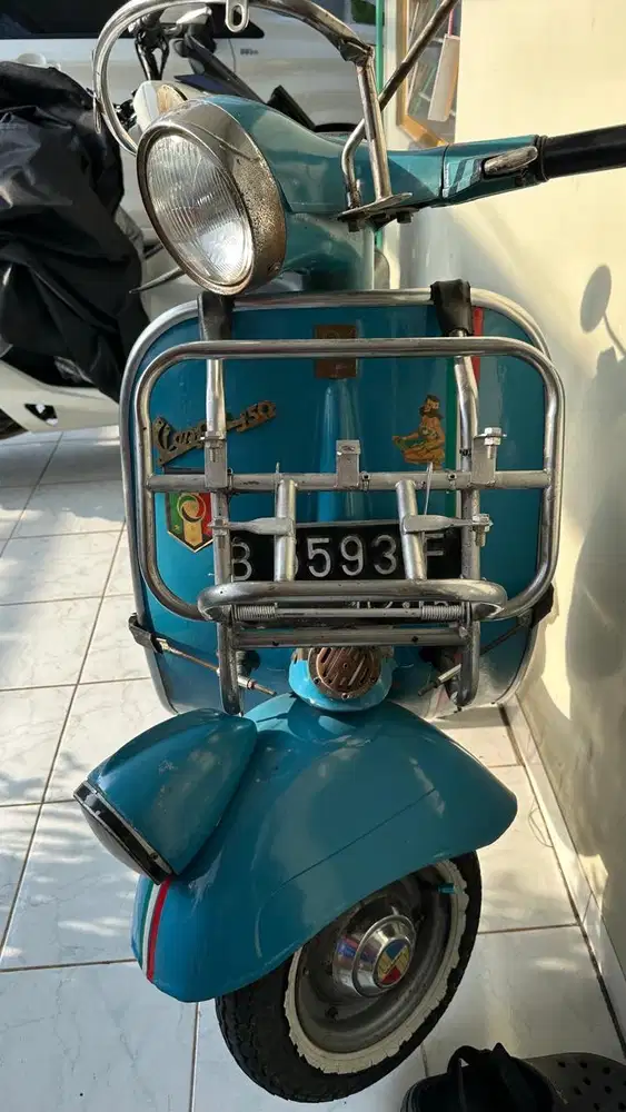 Vespa Super 66 lengkap