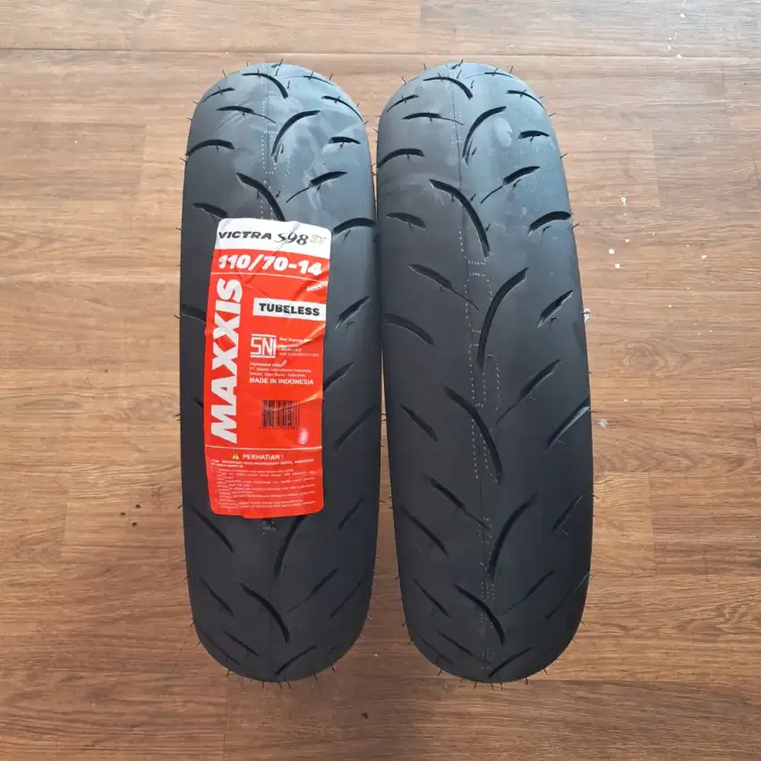 BAN MAXXIS VICTRA TUBELESS 110/70 -14 50P (READY STOK)