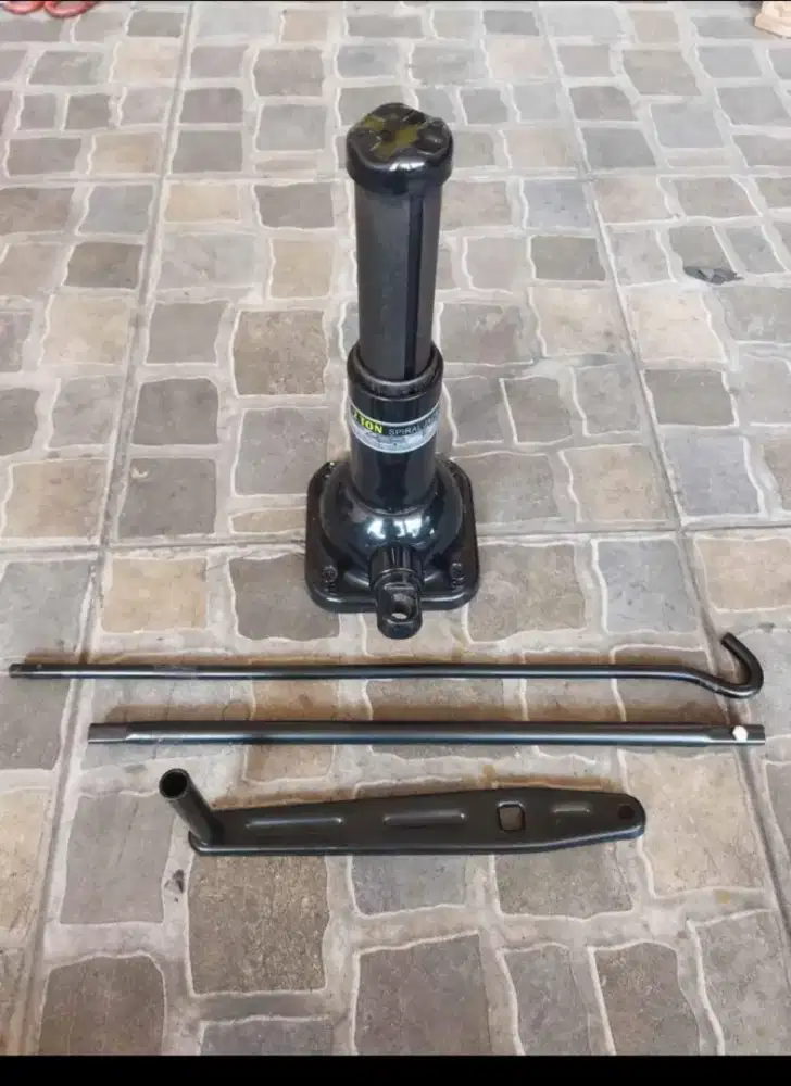 Dongkrak baru utk semua mobil