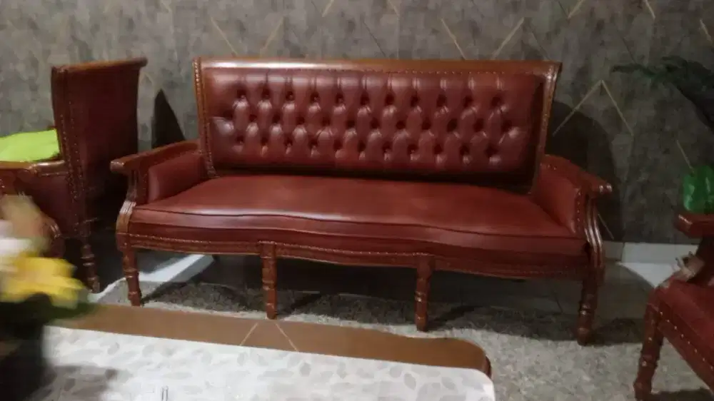 Tukang service sofa