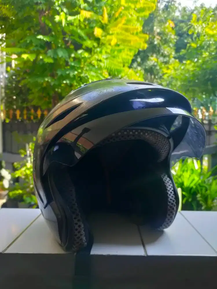 Helm Venus Abu abu SNI