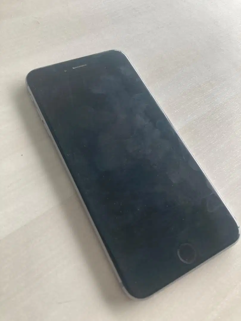 Iphone 6 plus silver