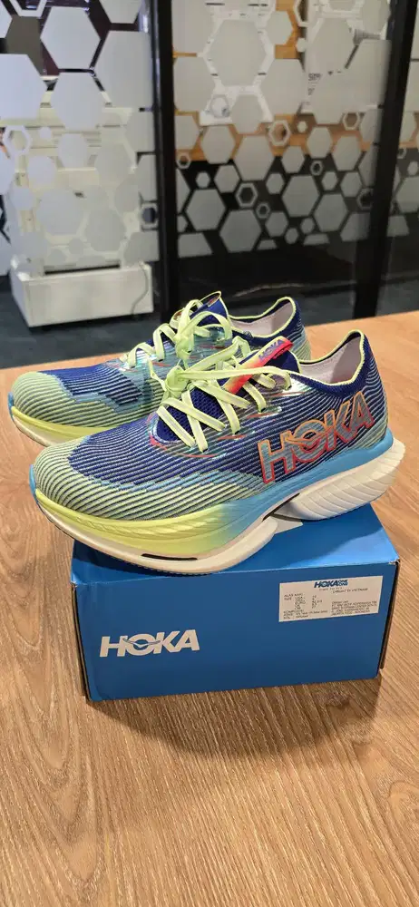 BNIB Hoka Cielo X1 original Ukuran 9 Insole 27