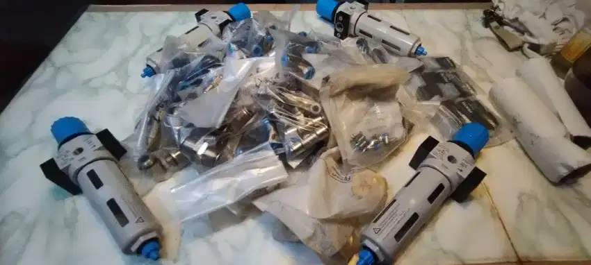 Fitting dan filter regulator Festo