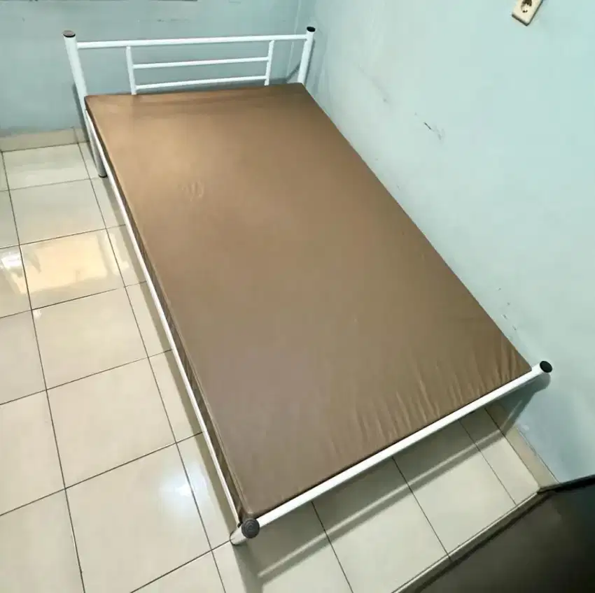 JUAL CEPAT ranjang kasur 120x200