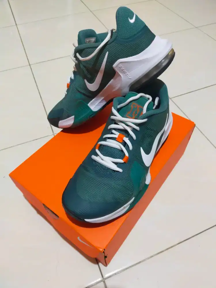 (ORI) NIKE Basketball AirMax Impact 4, no. kaki 44