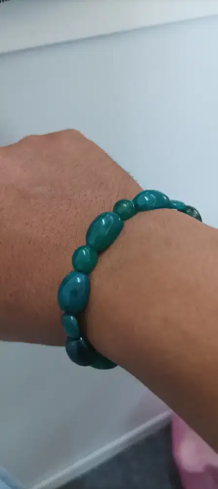 Gelang batu bacan