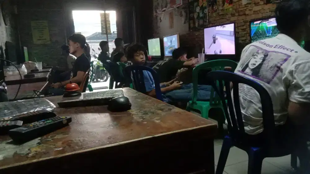 Dicari operator PS shift malam