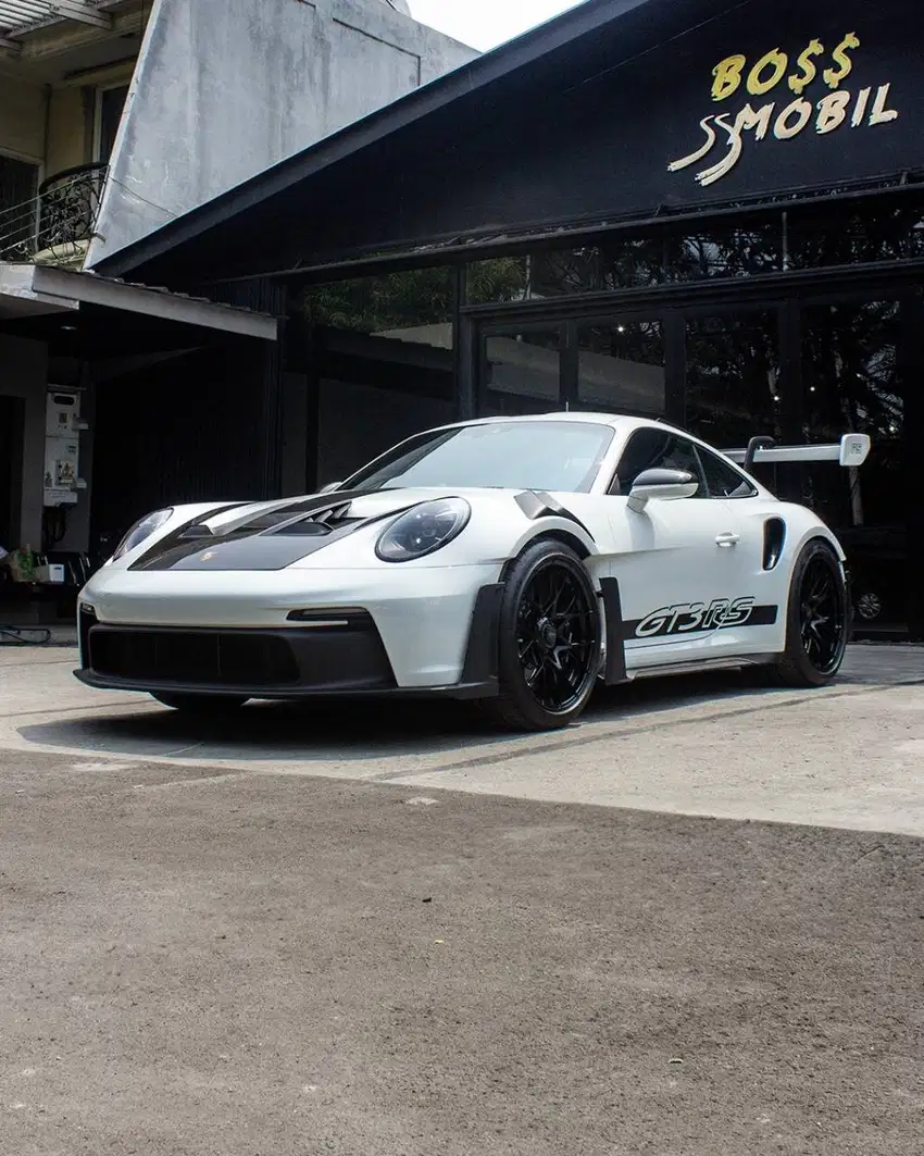 2023 Porsche 911 (992) GT3 RS White Metallic