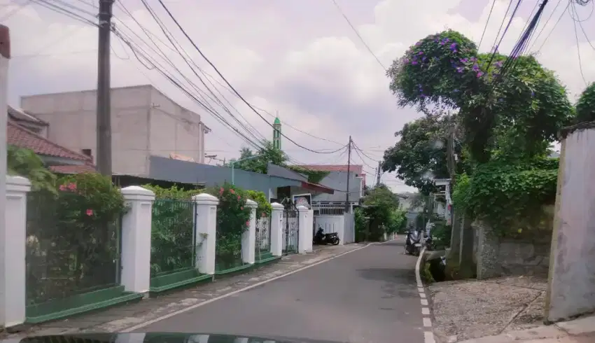 Dijual rumah DISKON  200 JUTA Dekat Pintu TOL TMII - Cawang -Jagorawi