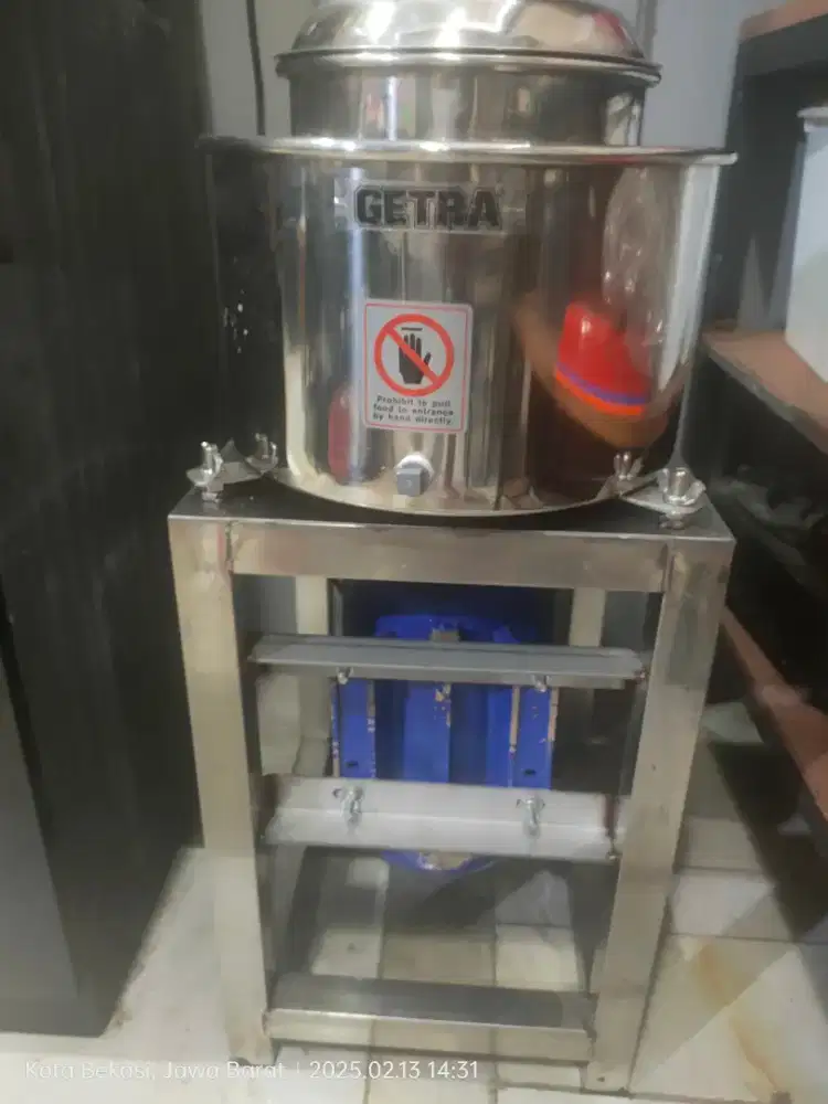Mesin mixer pengaduk adonan baso Getra