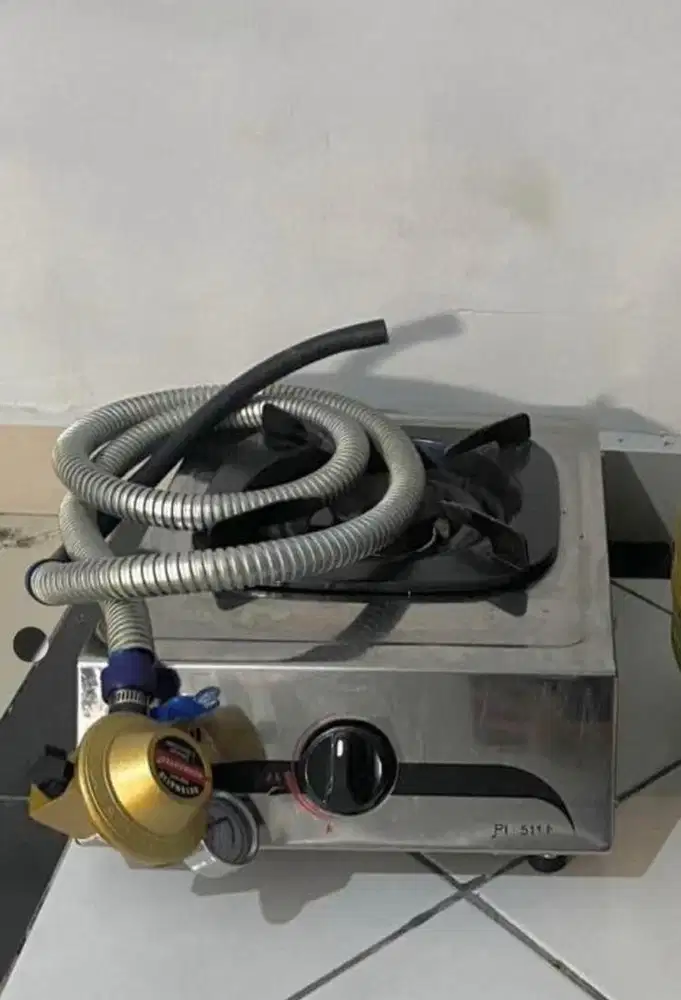 Kompor 1 tungku & regulatornya