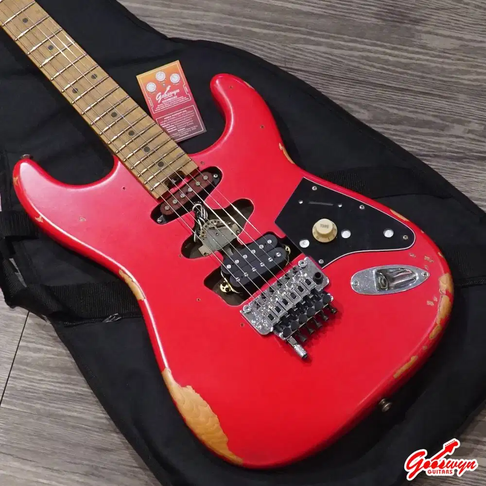 EVH Frankenstein Relic Series Red