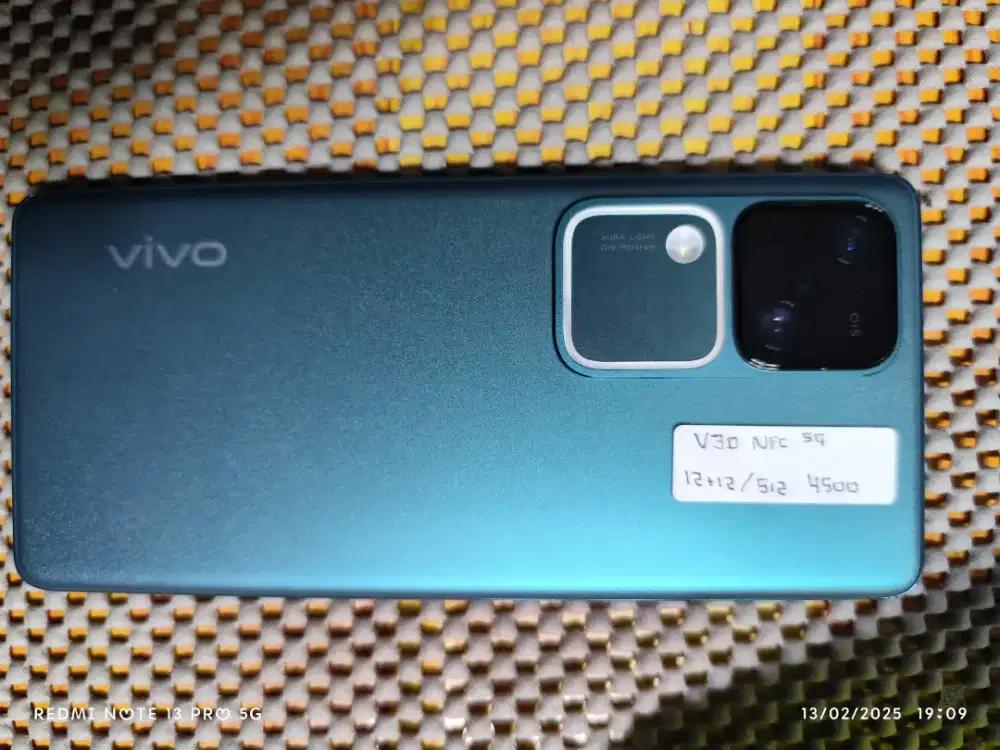 Vivo v30 5G am 12+22/512 nfc