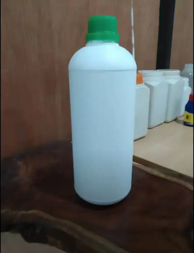 Botol PST 1 ltr HDPE