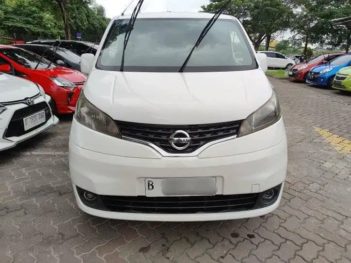 Nissan Evalia SV 2013 MT Manual Putih Velg Racing