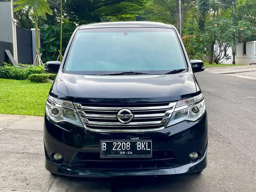 Nissan Serena X 2.0 AT 2016