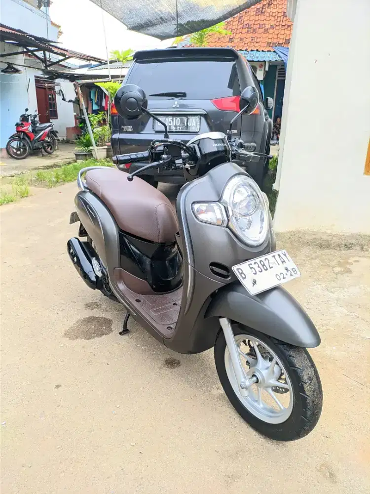 Bissmillah dijual motor Honda Scoopy 2019 istimewa.