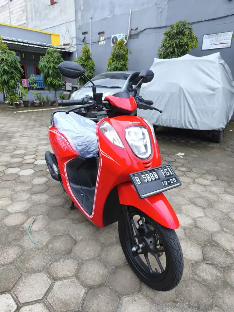Bissmillah dijual motor Honda Genio fabulous CBS ISS 2021 istimewa