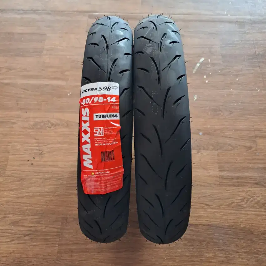BAN MAXXIS VICTRA TUBELESS 80/90 -14 40S (READY STOK)