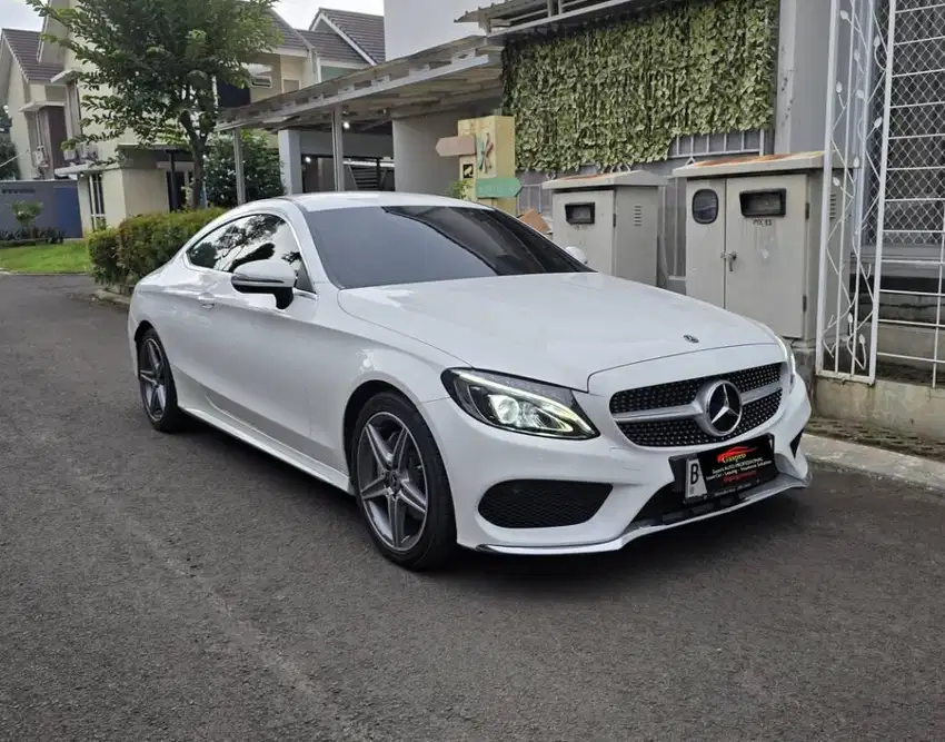 Mercy C200 Coupe AMG 2.0 AT 2017/2018 Tangan 1 Full Orisinil Like New