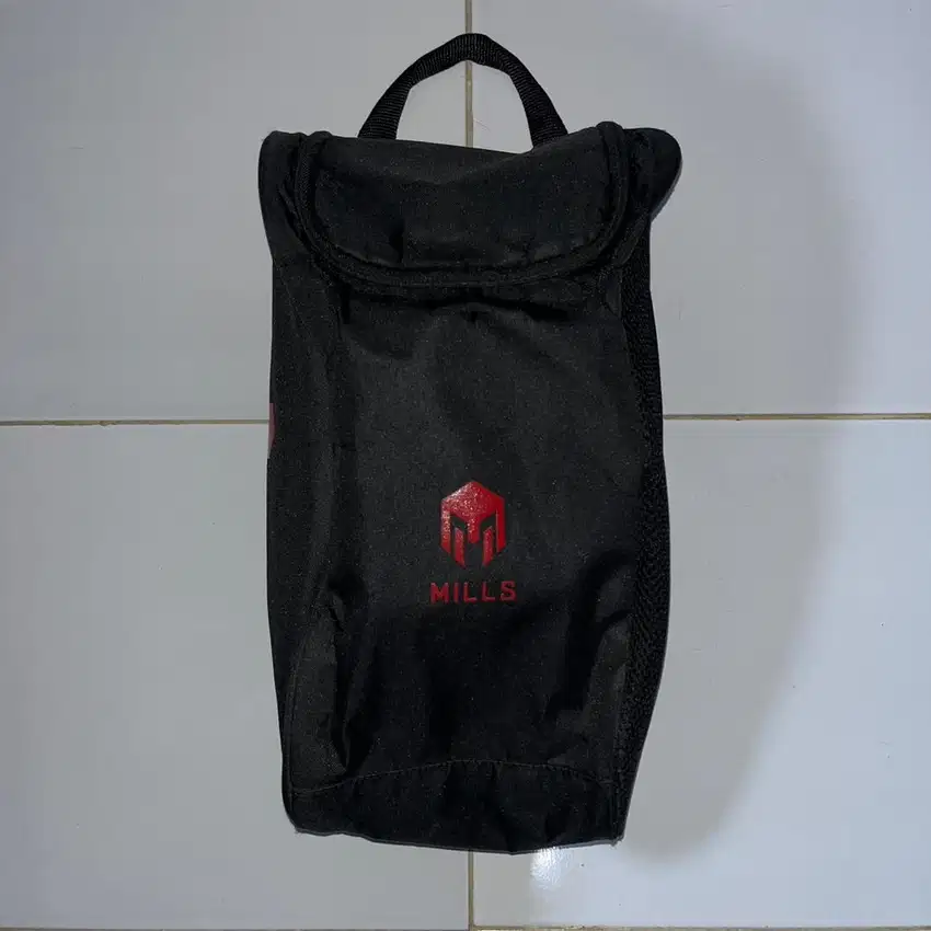 Tas sepatu mills