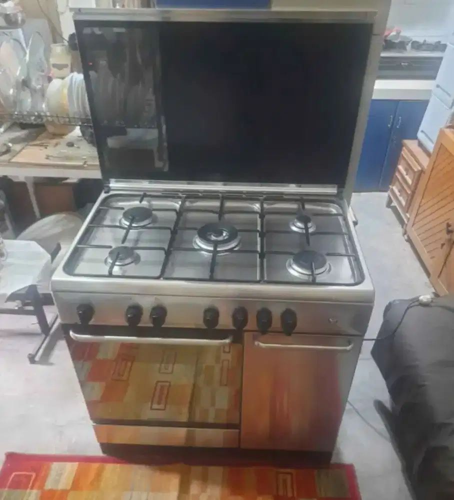 Kompor free standing Modena 5 tungku