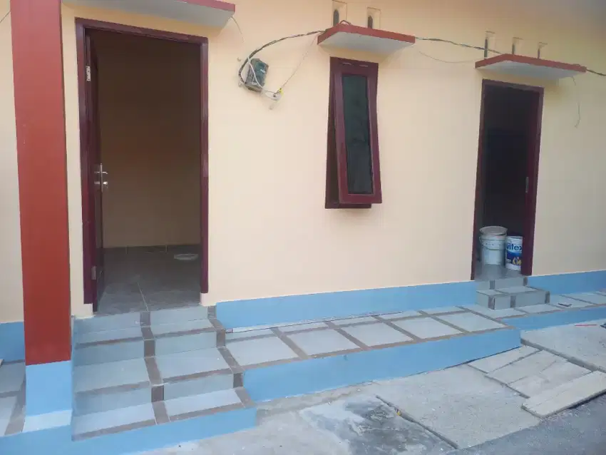 Di KONTRAKAN RUMAH BULANAN PETAKAN AC UTAN KAYU MATRAMAN JAKARTA TIMUR
