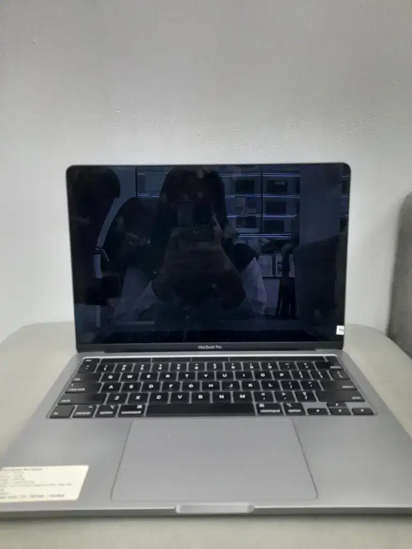 Macbook pro 2020 (8/256gb)
