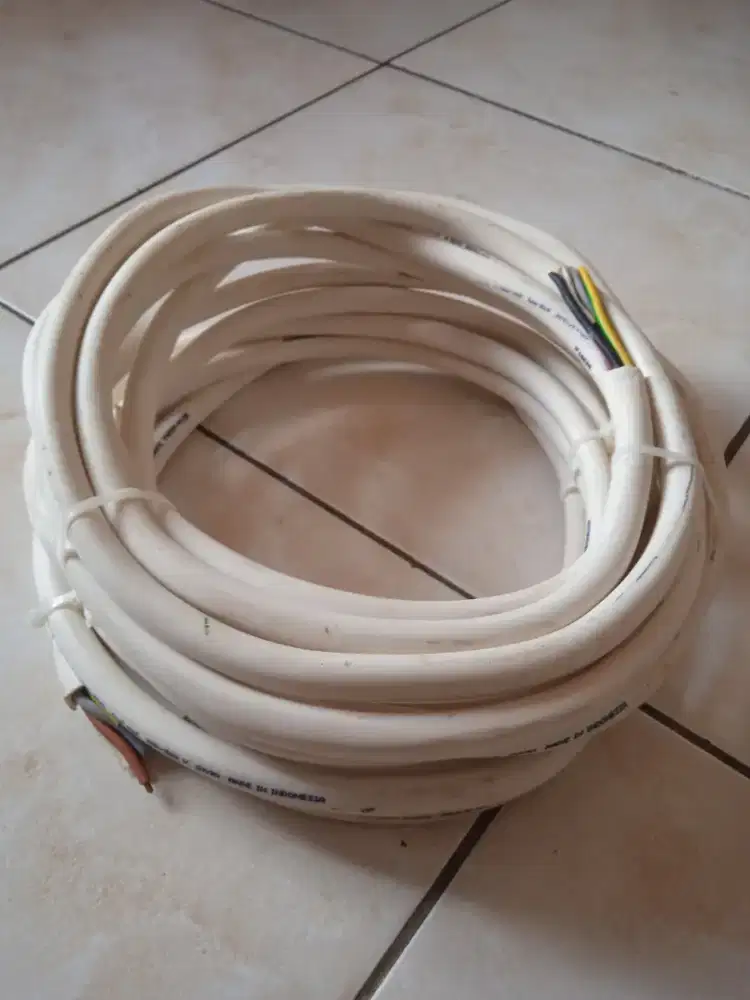 di jual kabel ukuran 4×4, panjang 8meter