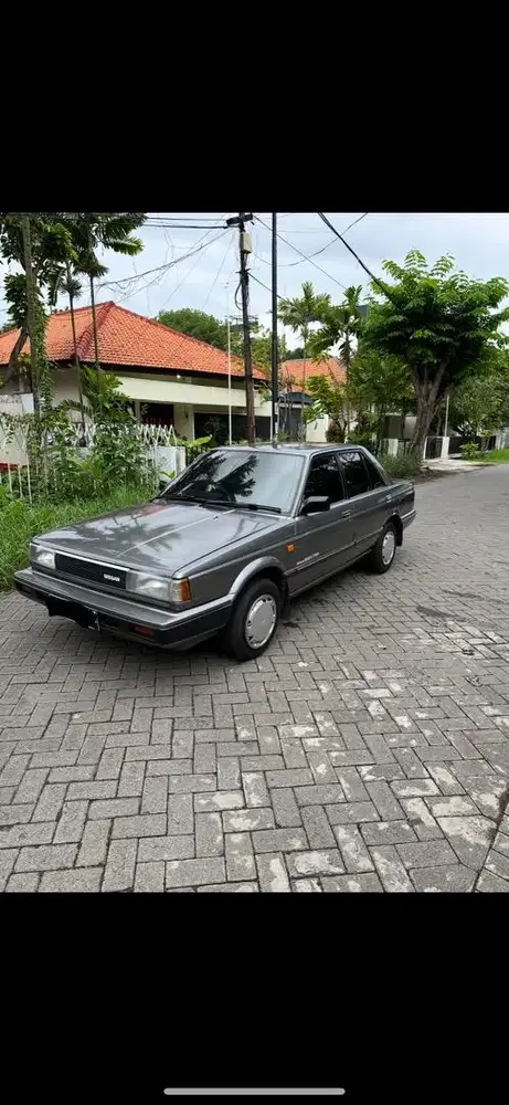 Nissan Sentra 1989 Bensin