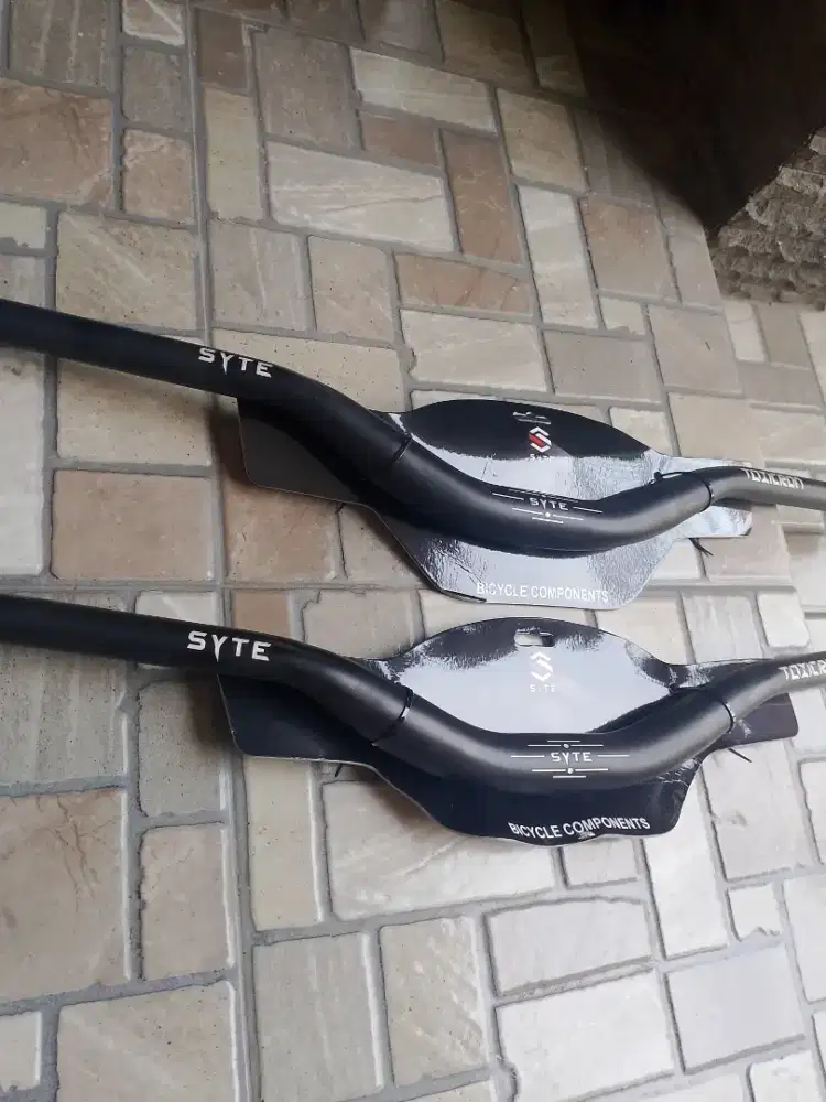 Handlebar sepeda alloy